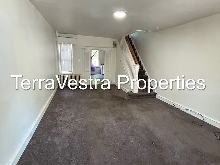 433 Viola St — Photo 3