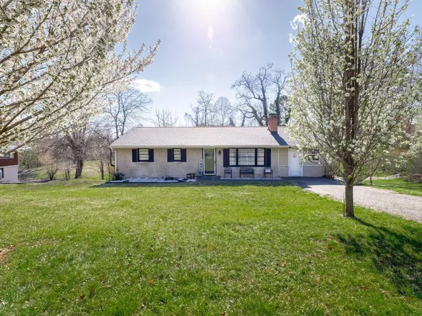 118 Bryant Rd, Lynchburg, VA 24502