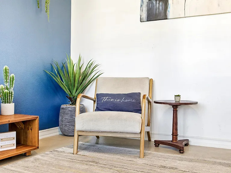 Building's Lounge
