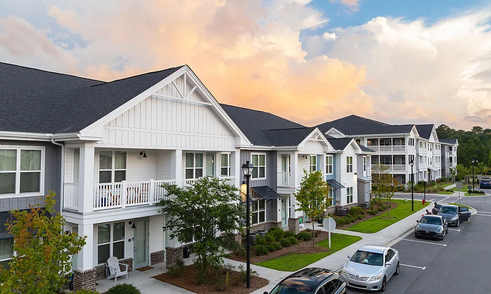 Populus Pooler apartments community photo
