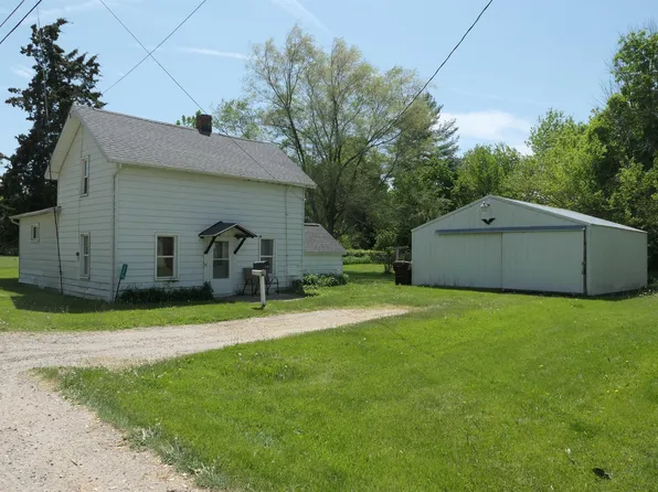 326.5 N Main St, Saint Louis, MI 48880
