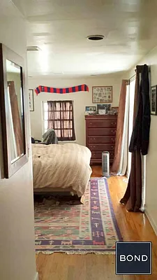 Rented by Bond New York | media 19