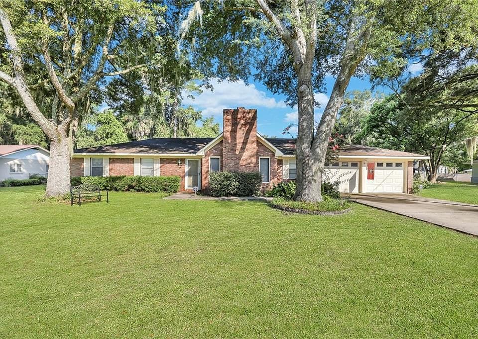 1st image of 138 Highland Park Cir