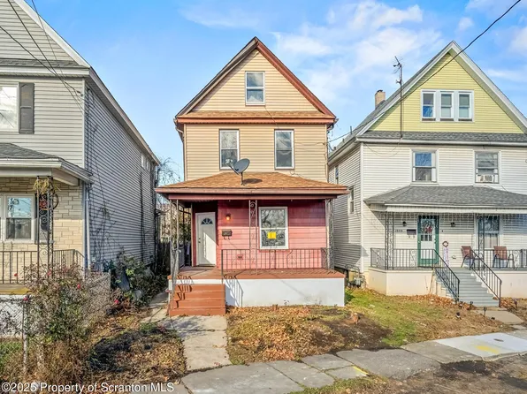1057 Euclid Ave, Scranton, PA 18504