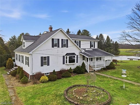 3rd image of 17452 Huntley Rd