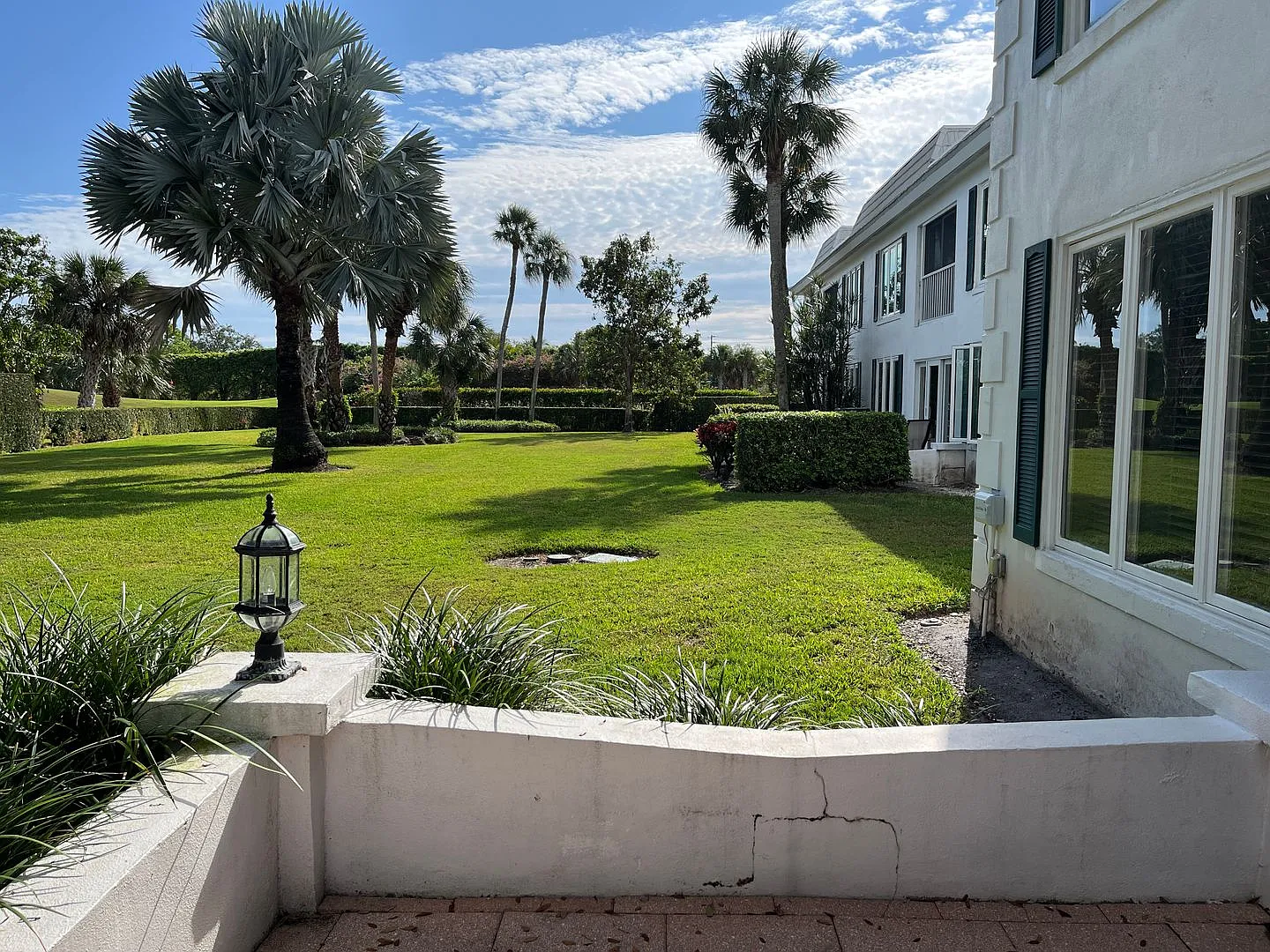 ** 2/2 First Floor Unit ** Delnor-Wiggins State Park And Beach ** Steps Away From Pool ** Seasona... — Photo 2