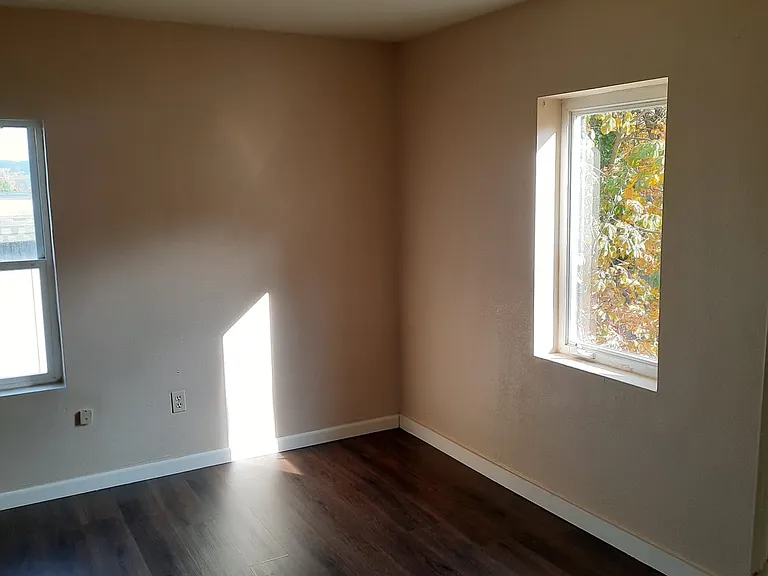 1015 Billy Frank Jr St — Photo 4