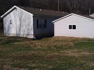 1502 Douglas St, Saint Joseph, MO 64505