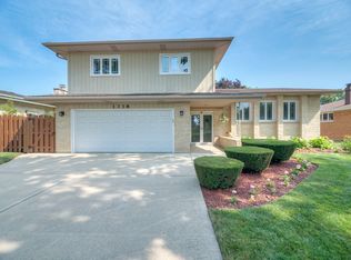 1338 W Holtz Ave, Addison, IL 60101