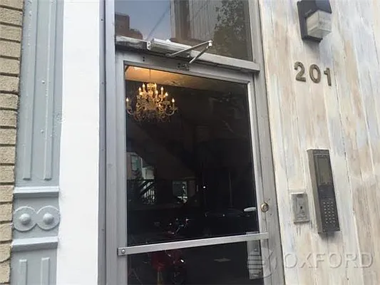 Rented by Oxford Property Group | media 50