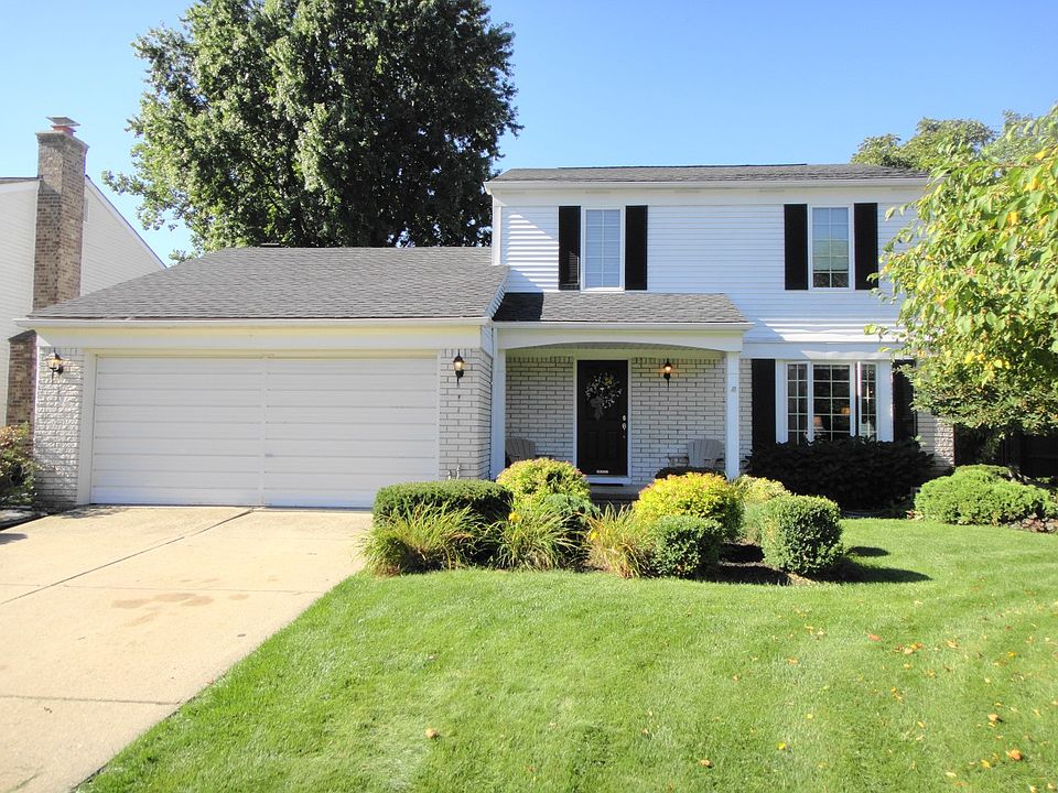 1st image of 50373 Bellaire Dr