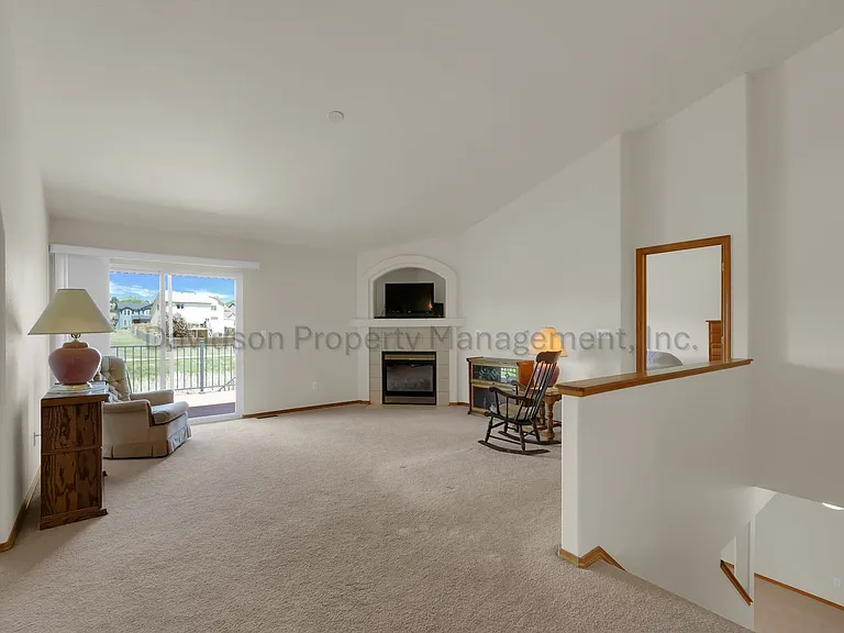 4960 Dry Stone Dr — Photo 2