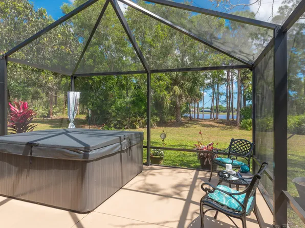 817 SE Streamlet Avenue, Port St Lucie, FL 34983