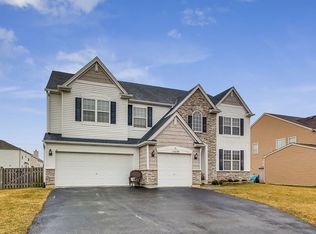 17639 W Neuberry Ridge Dr, Lockport, IL 60441