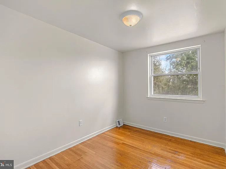 9107 Ryerson Rd — Photo 29