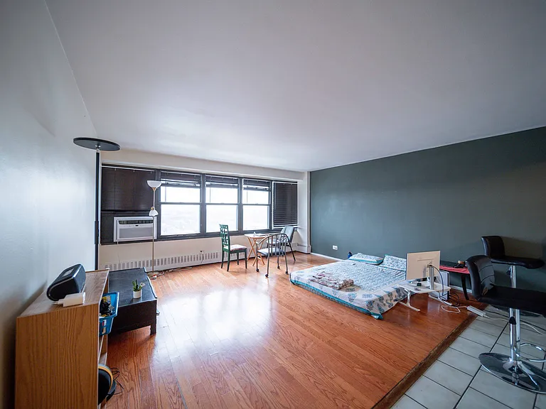 6030 N Sheridan Rd #2011 — Photo 5