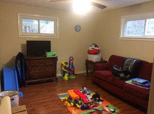 433 Peters Run Rd, Wheeling, WV 26003