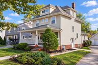 photo property thumbnail