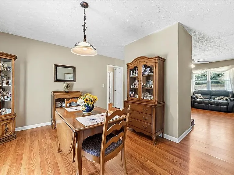 1530 Highway 155 N — Photo 10