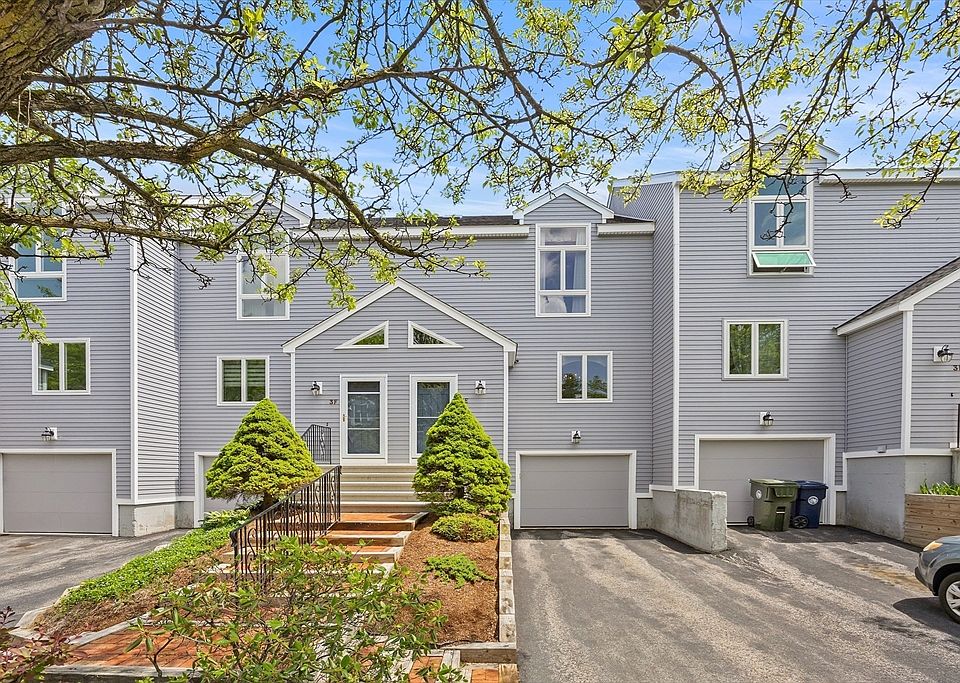 1st image of 849 Boston Post Rd E APT 3E