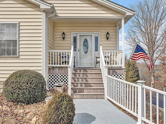 5th image of 1615 Morewood Rd