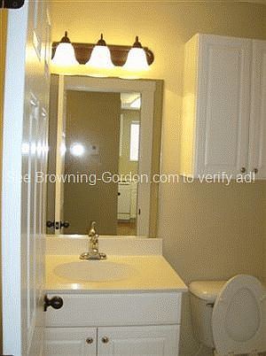 4th image of 2113 Acklen Ave APT C