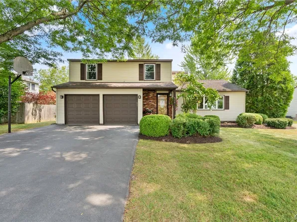 8118 Sloop Dr, Cicero, NY 13039