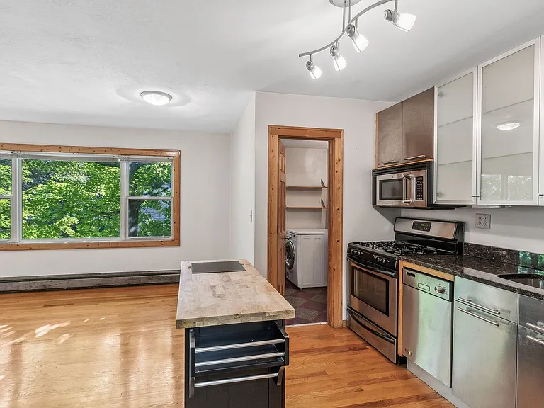 501 Ashland Ave — Photo 13