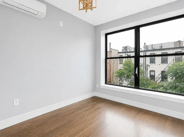 486 Harman Street image 1 of 13