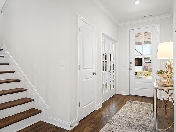 5th image of 541 Hailey Hts