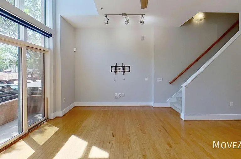 444 Blount St #106 — Photo 29