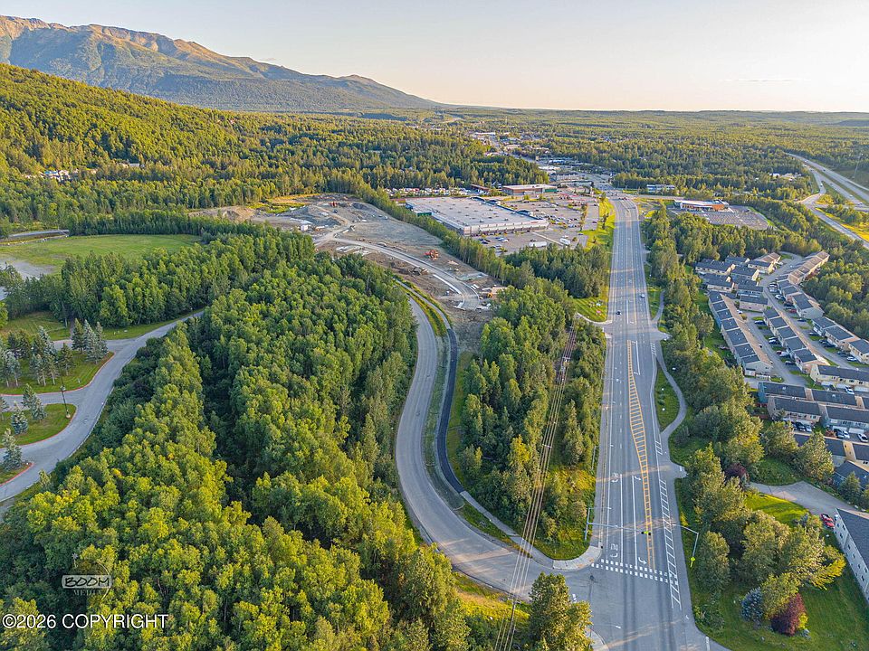 1st image of L14 Paris Way