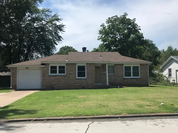 1929 S Fairway Ave, Springfield, MO 65804
