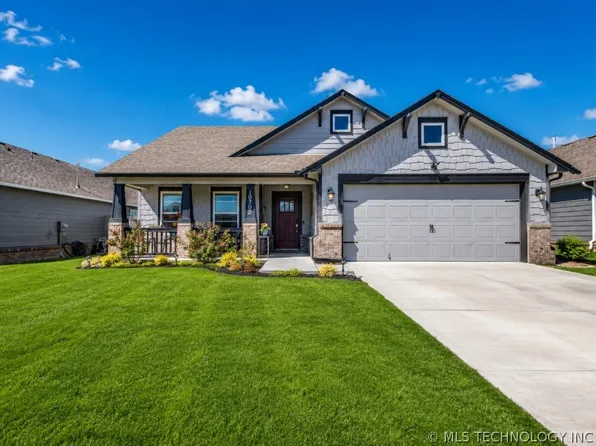 10302 N 98th East Ave, Owasso, OK 74055