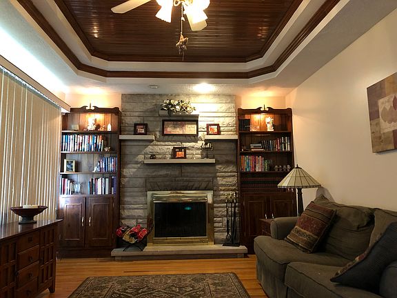 5th image of 8012 Poinsettia Dr