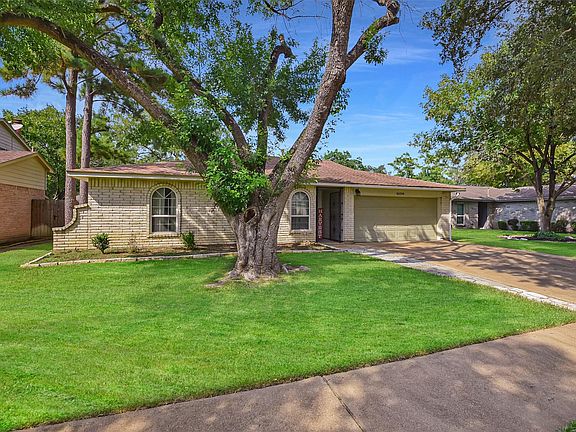 2nd image of 16218 Cypress Valley Dr