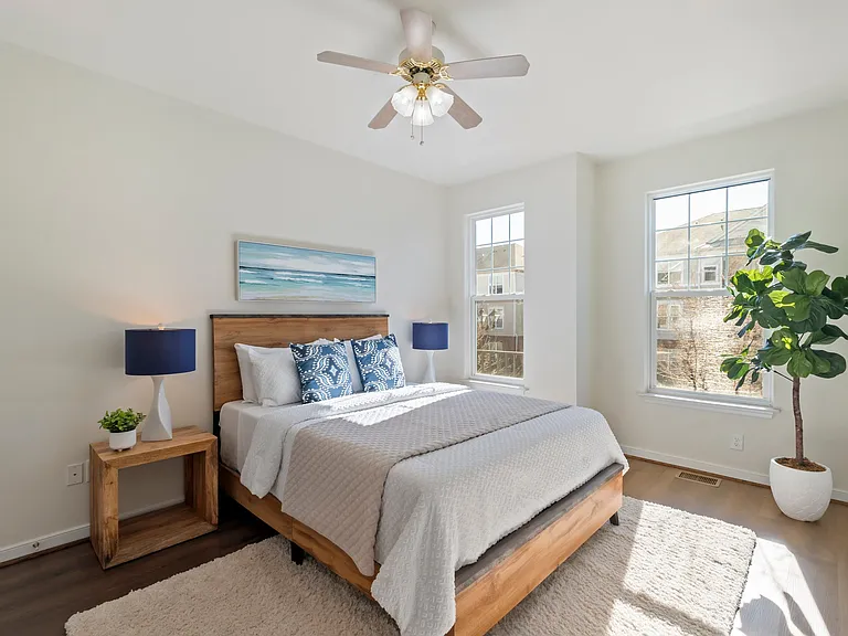 650 Claire Ln — Photo 19
