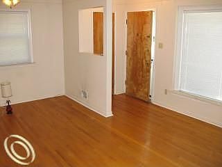 2nd image of 30157 Grandon St