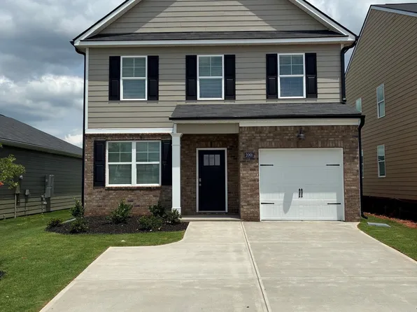 2068 Chromite Dr, Graniteville, SC 29829