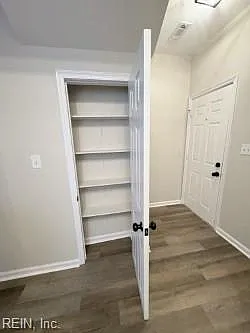2049 Stonehurst St — Photo 37