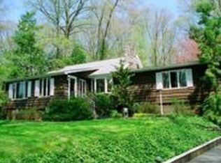 9 Clubhouse Ave, West Milford, NJ