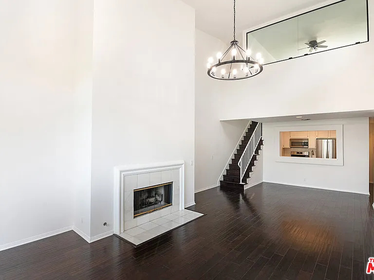 1650 Veteran Ave #306 — Photo 7
