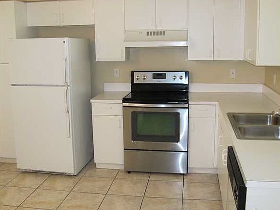 4th image of 1605 Veracruz Ln