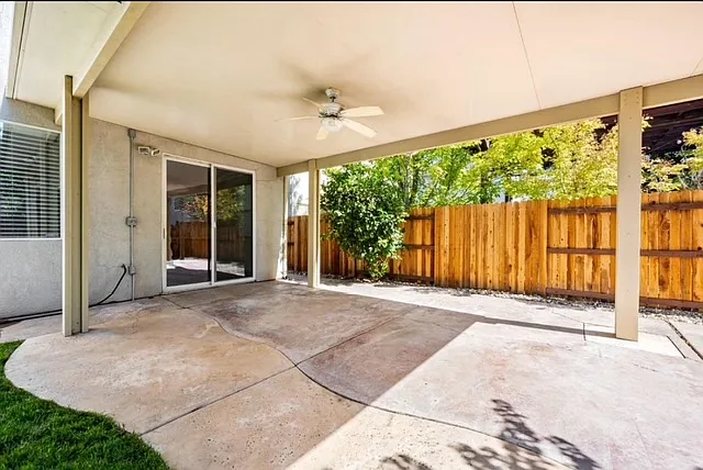 Belfont Cir, Sacramento — Photo 3