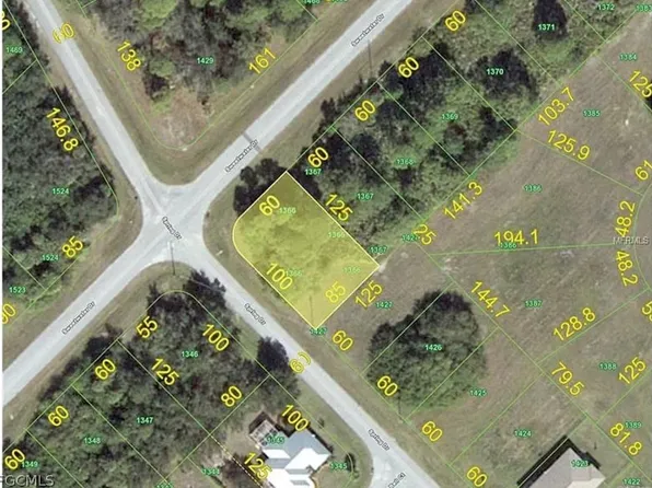 209 Spring Dr, Rotonda West, FL 33947