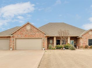 172 SW Elk Creek Loop, Cache, OK 73527