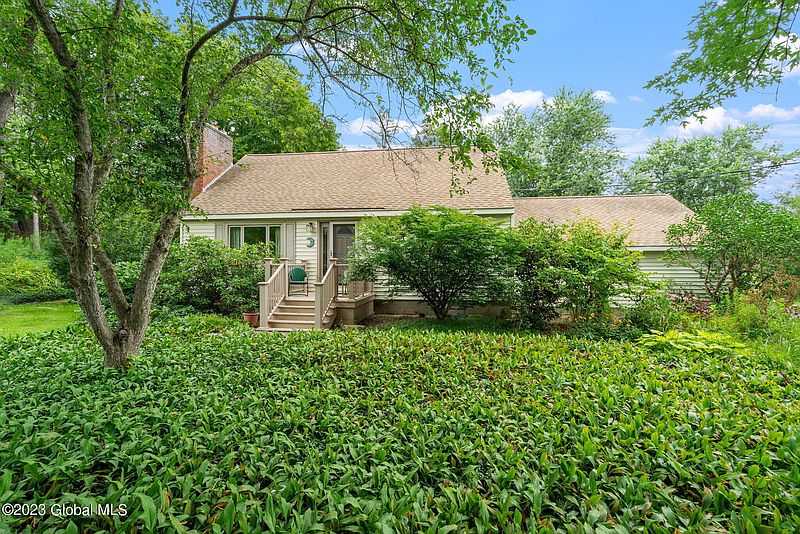 2nd image of 5555 Gardner Road
