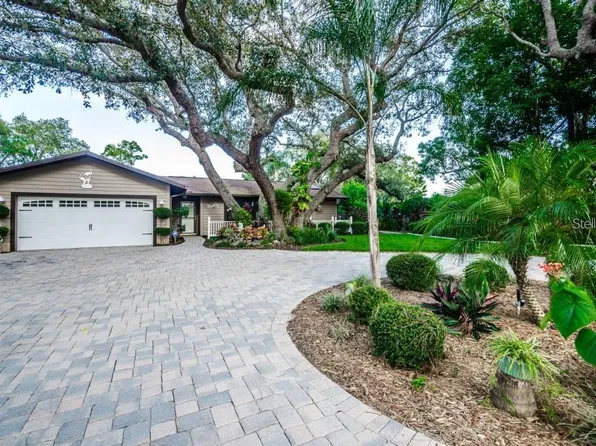 1111 CARLTON ROAD, TARPON SPRINGS, FL 34689