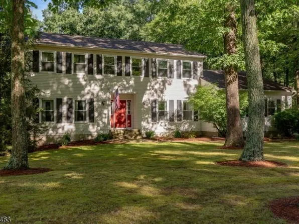 20 N Field Dr, Sussex, NJ 07461
