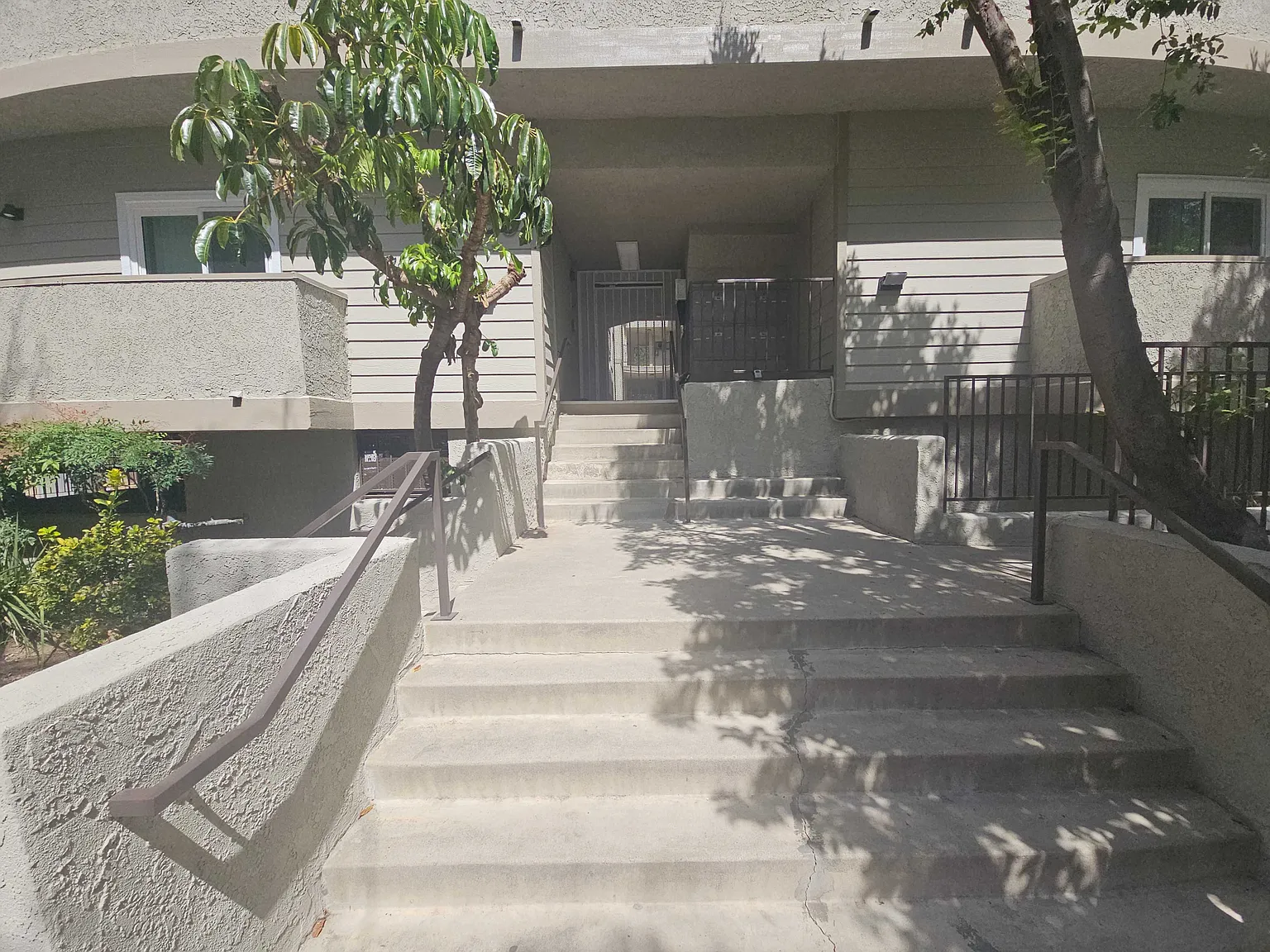 2 bed, $2,795 — Photo 4